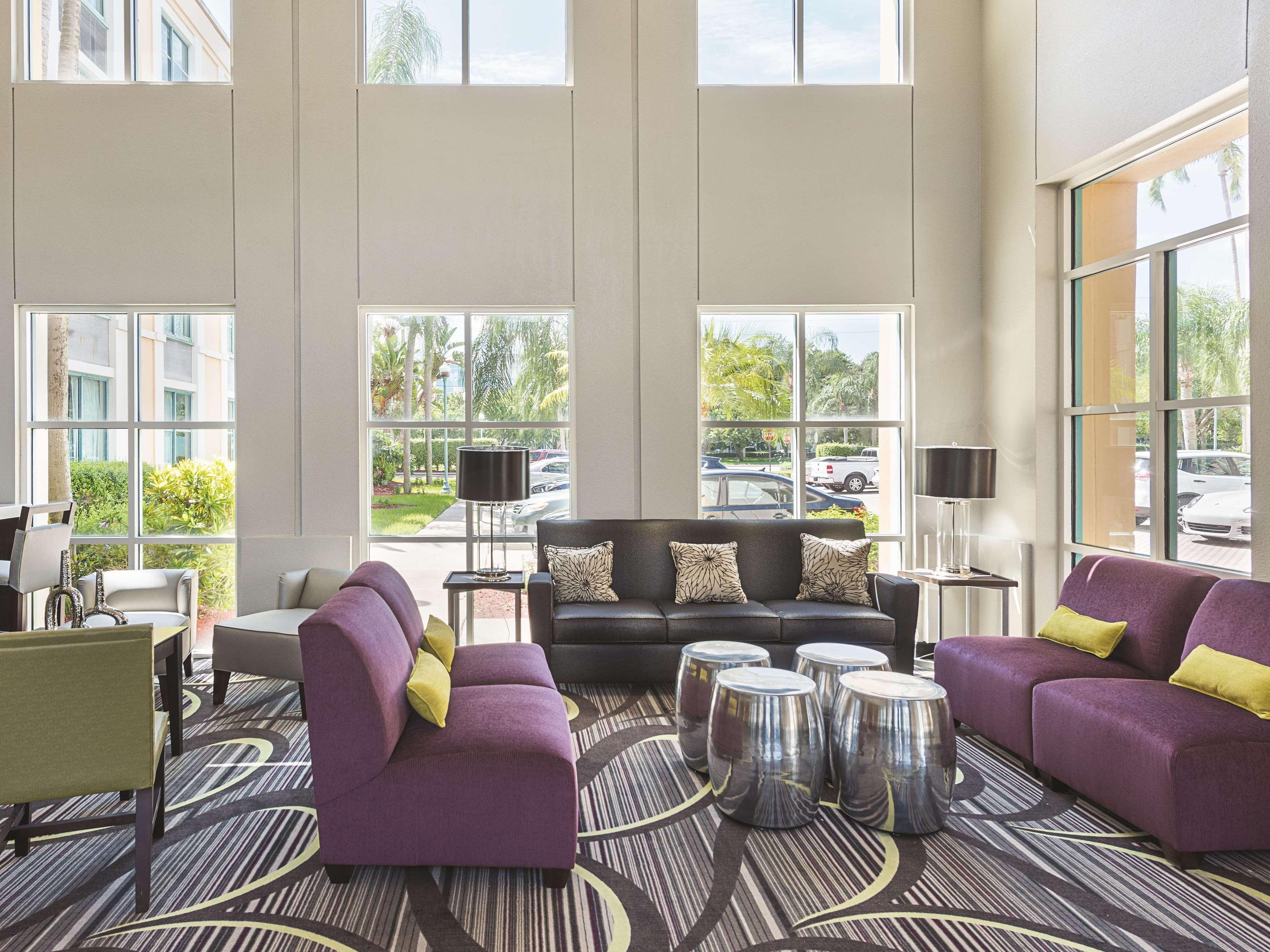 La Quinta By Wyndham Plantation At Sw 6Th St Hotel Bagian luar foto